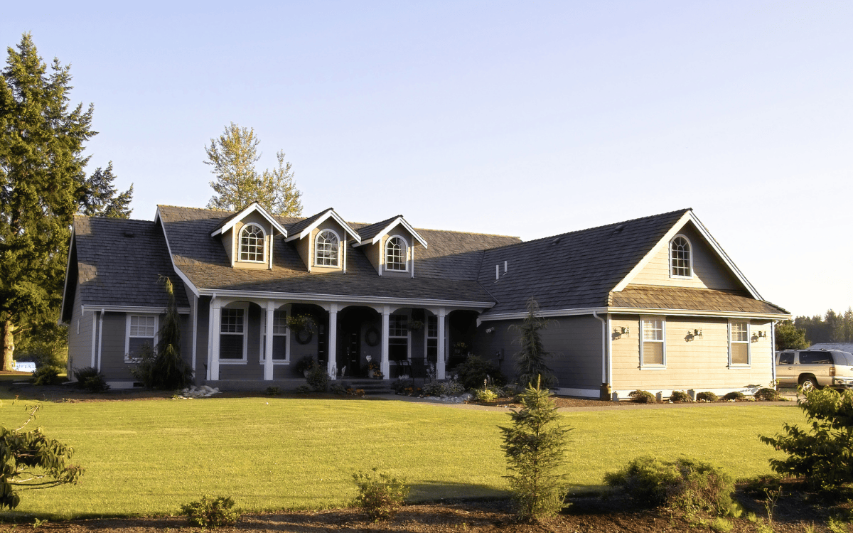 Country Homes in Finlayson, Minnesota: What to Know When Buying or Selling